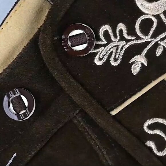 Rustic German Lederhosen Suede Shorts with Embroidery Bavarian Costume NEW - Picture 5 of 9